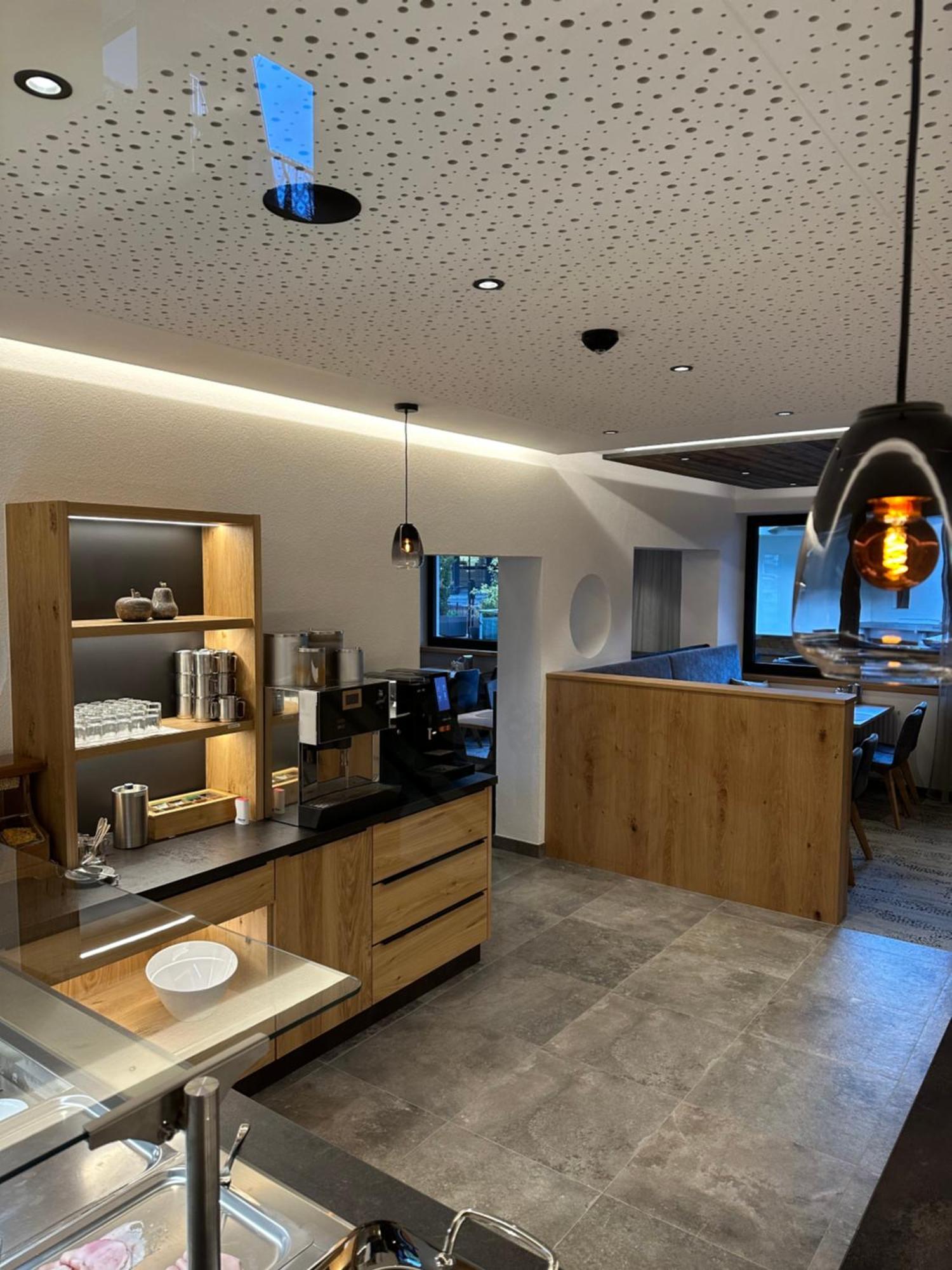Hotel Garni Ehrenreich Сьолден Екстериор снимка